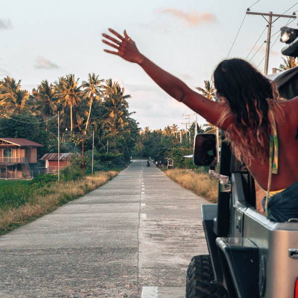Local community travel experience
